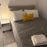 Trifhouse - Village And Sea Escape Holiday home