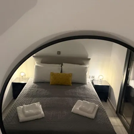 Trifhouse - Village And Sea Escape Tatil Evi