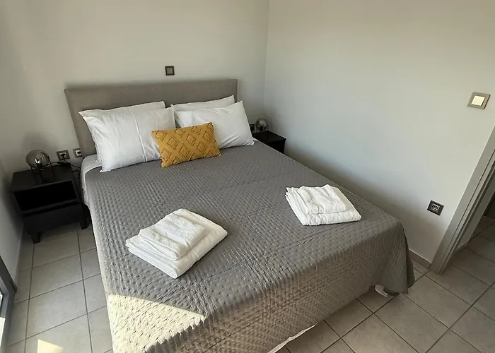 Trifhouse - Village And Sea Escape Vakantiehuis *